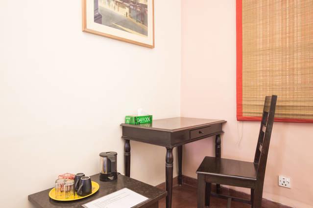 G 49 Bed & Breakfast นิวเดลี ภายนอก รูปภาพ