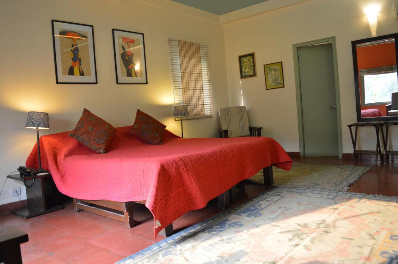 G 49 Bed & Breakfast นิวเดลี ภายนอก รูปภาพ